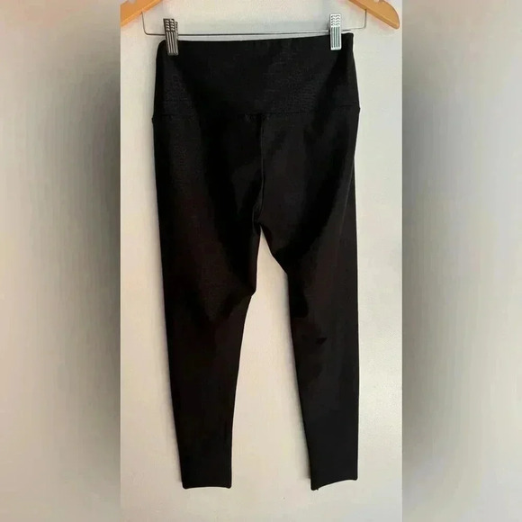 Women’s black leopard print leggings by Wild Fable size XS - Picture 3 of 14